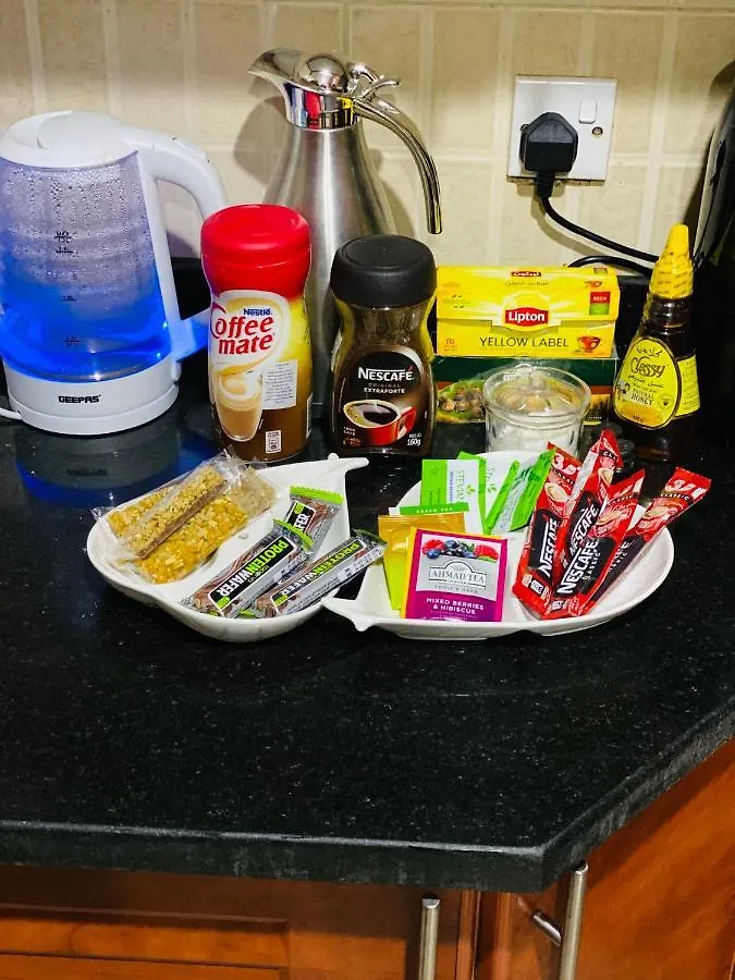 Hostel Nash Guest House Females Only Dubai